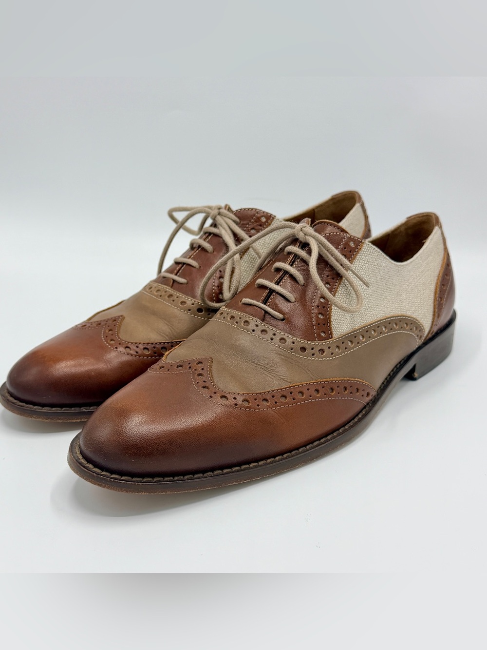 Bruno Magali Baroque Wingtip Oxfords, Men’s size 8.5, Made in Italy